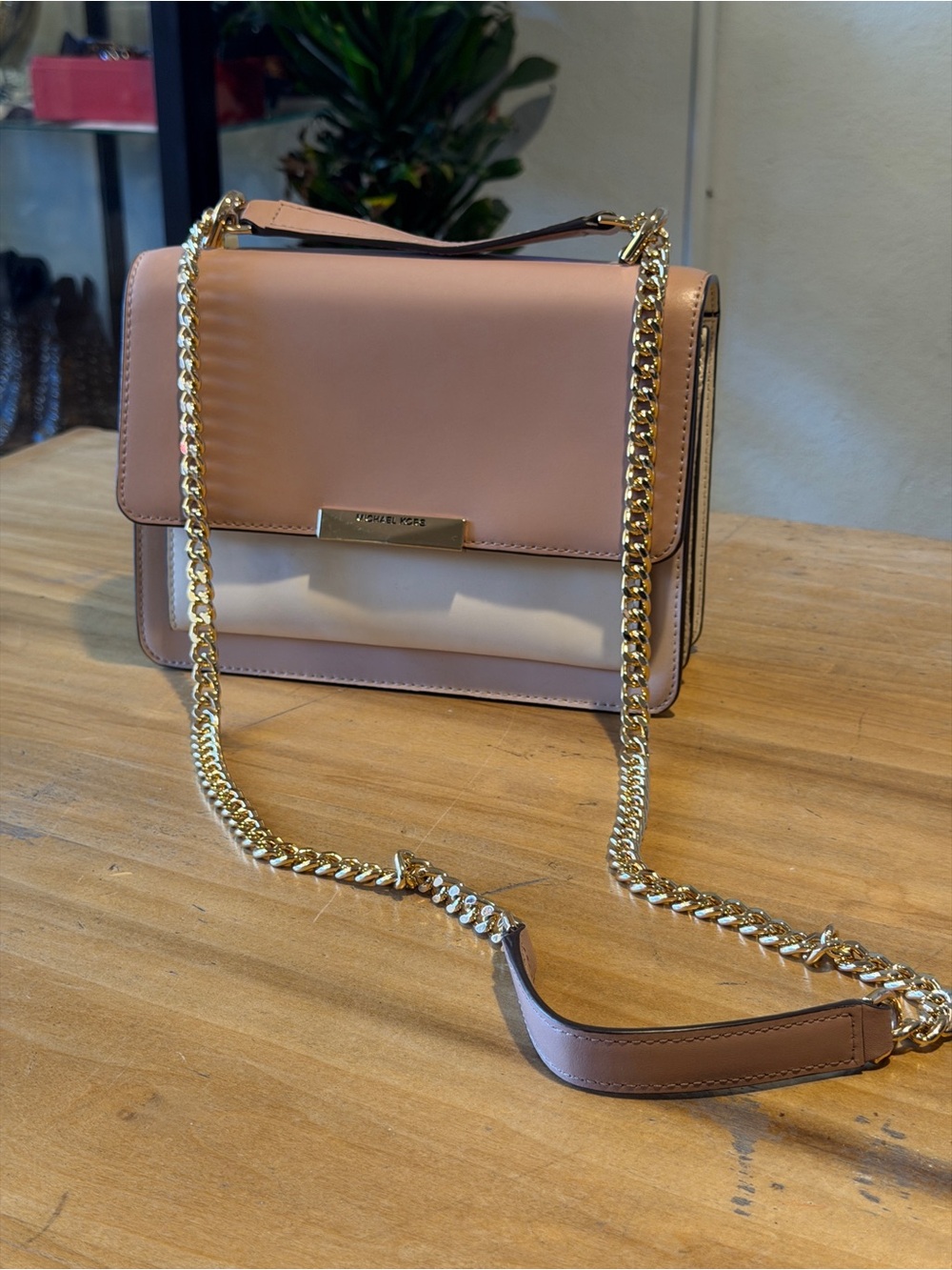 Michael Kors 2-Way Pale Pink Leather Shoulder/Crossbody Bag with Gold Chain